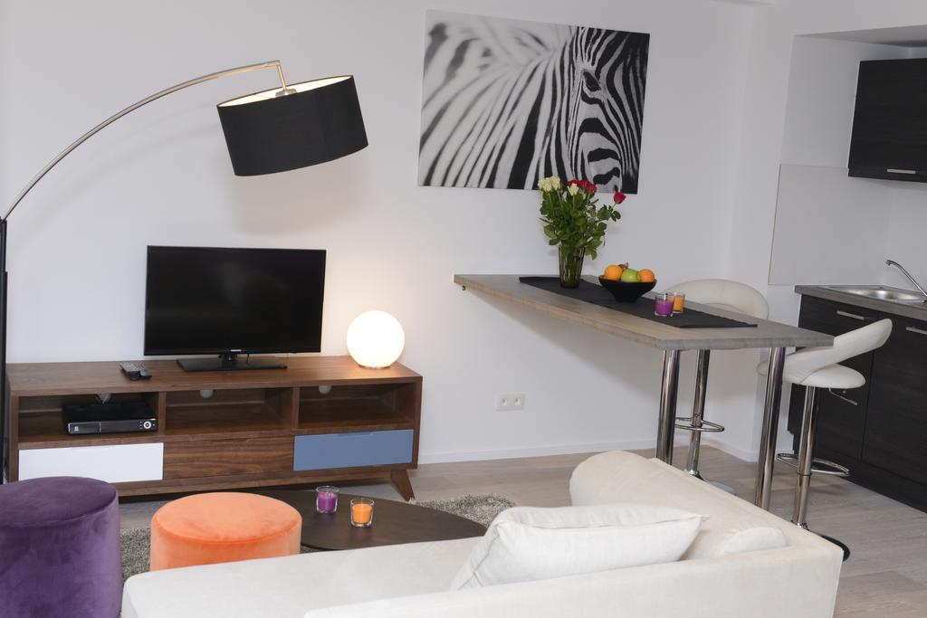 Flat Moliere Apartment Брюксел Стая снимка