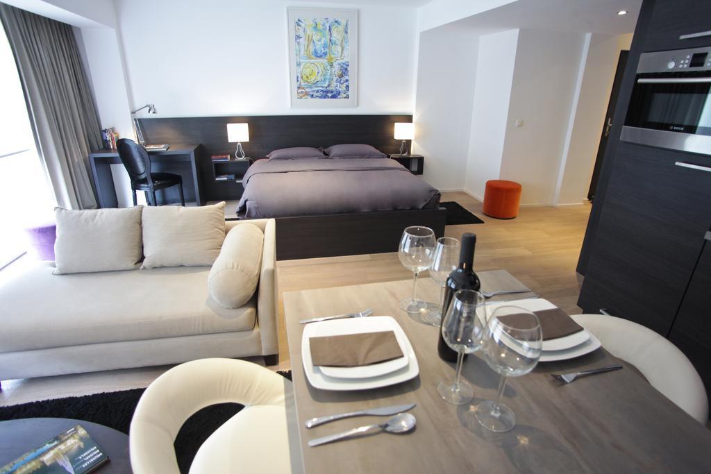 Flat Moliere Apartment Брюксел Екстериор снимка